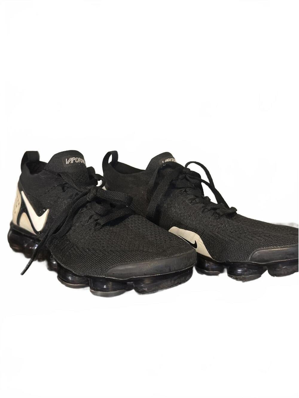 Nike Men VaporMax Flyknit Black White Running Shoes Size 7